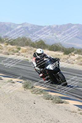 media/Dec-04-2025-Racers Edge (Thu) [[5ebc9f124d]]/3-B Group/3-Session 2 (Turn 7 Inside)/